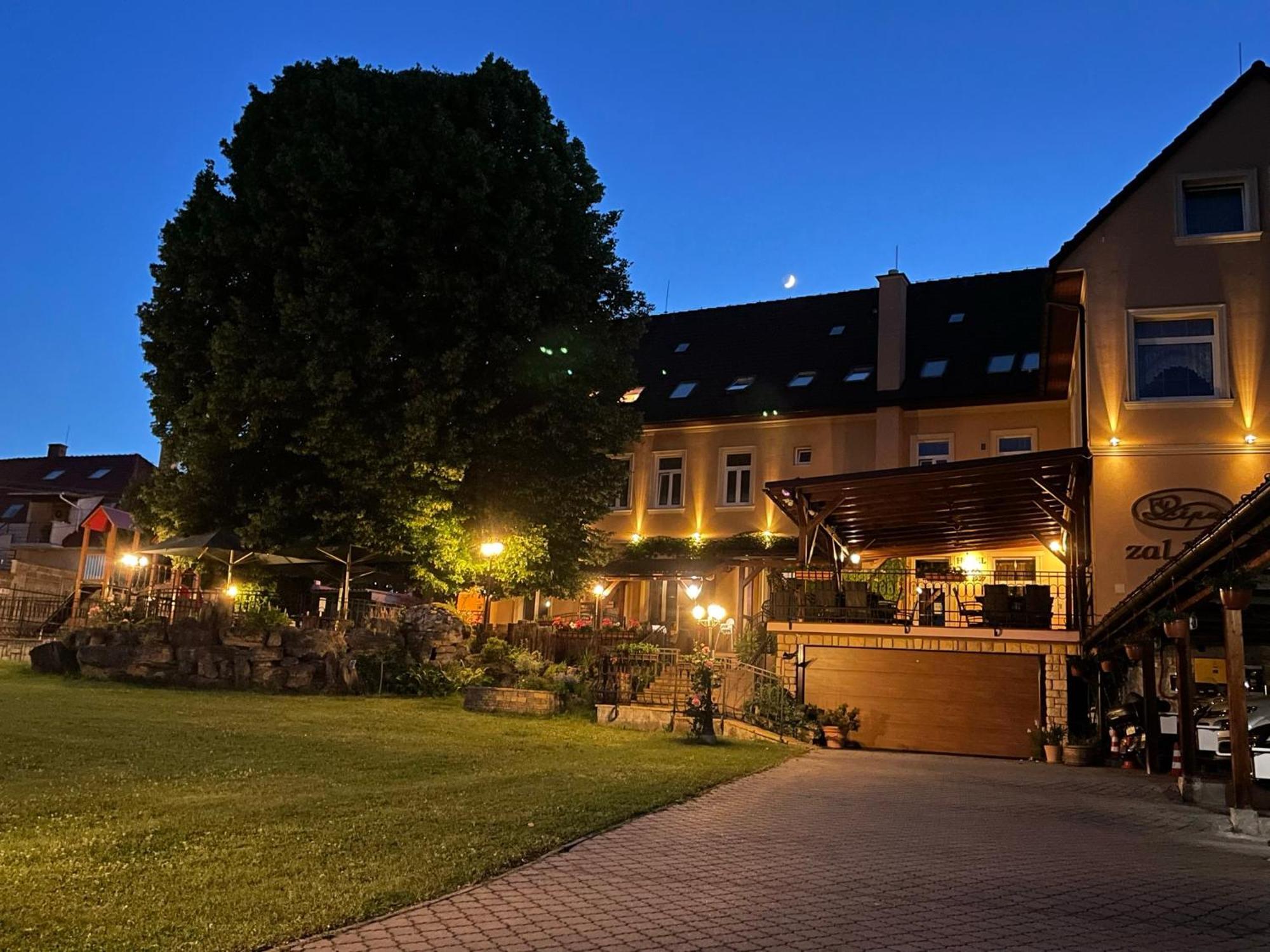 Hotel Lipa Bojnice Exterior foto